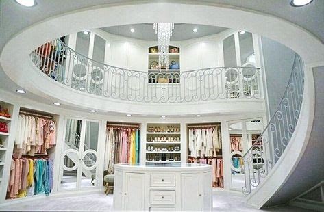 chanel oberlin closet.